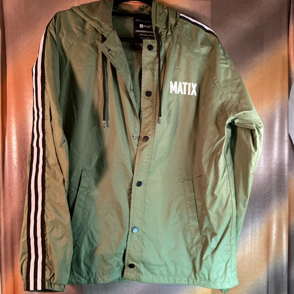 Matiz olive green coach jacket. “Compton surf club‎ Los Angeles,Ca med. 116